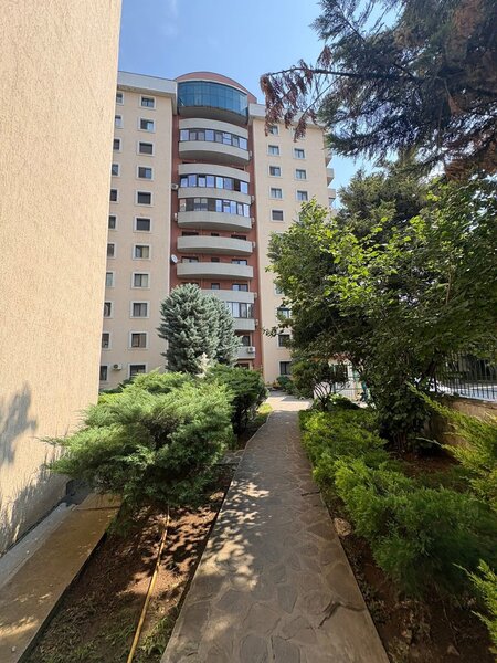 Oltenitei, Vacaresti.